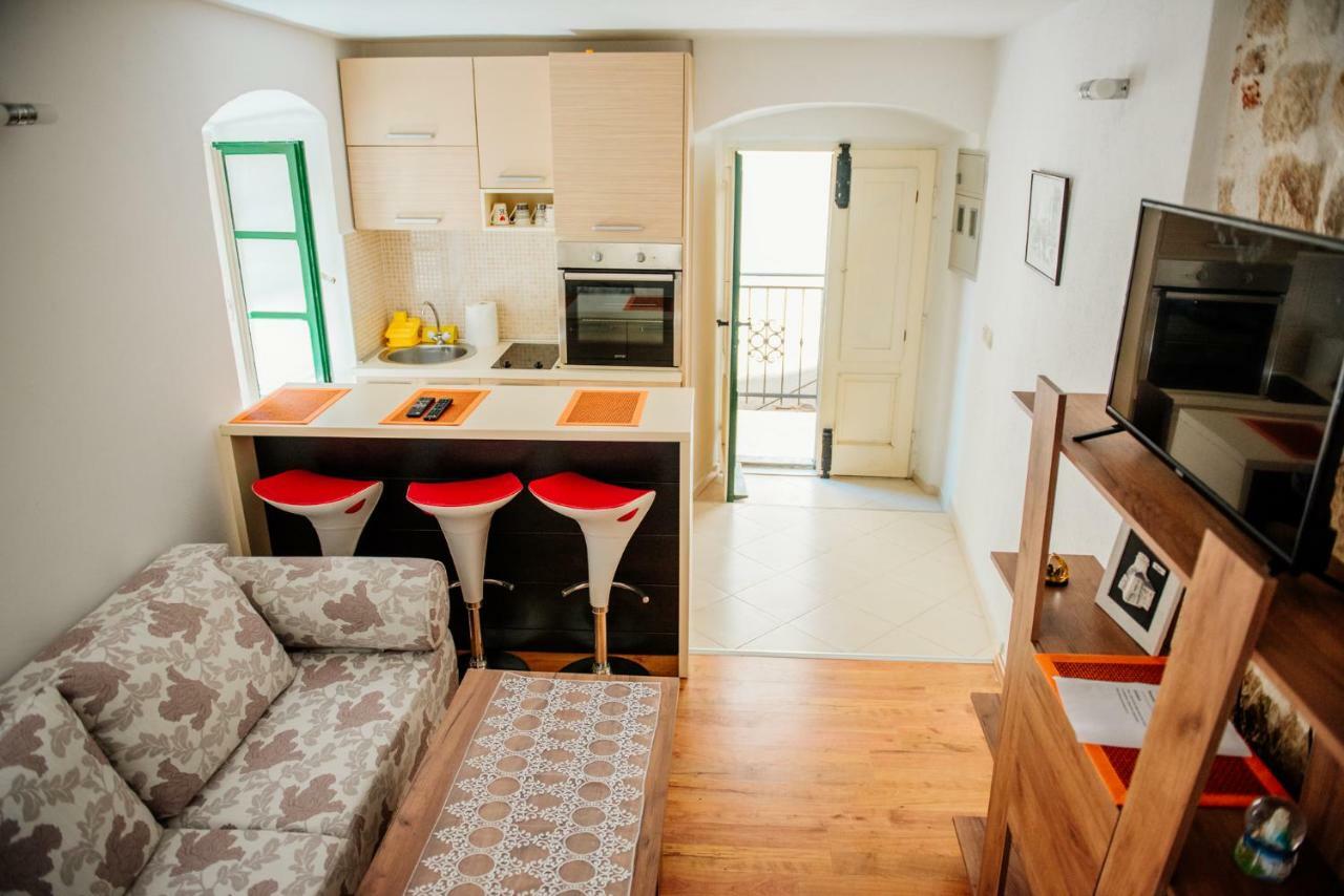 Kaya Apartment Котор Екстериор снимка