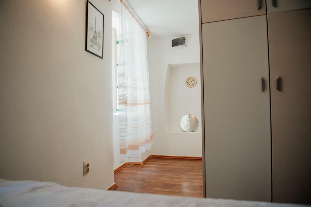 Kaya Apartment Котор Екстериор снимка